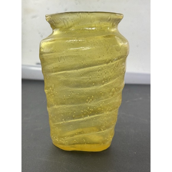 Consolidated Glass Catalonian Triangle 6" Vase Honey Yellow - Picture 1 of 7